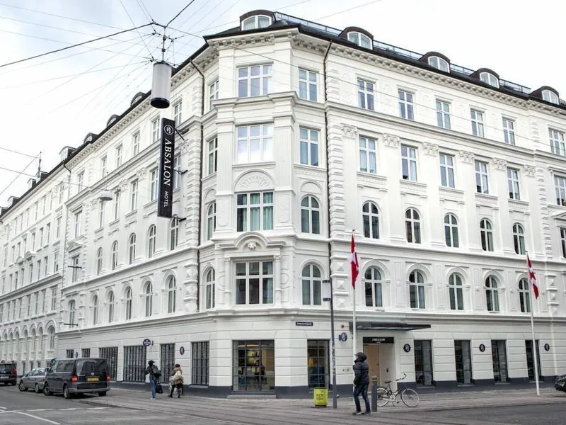 Absalon Hotel - Exterior