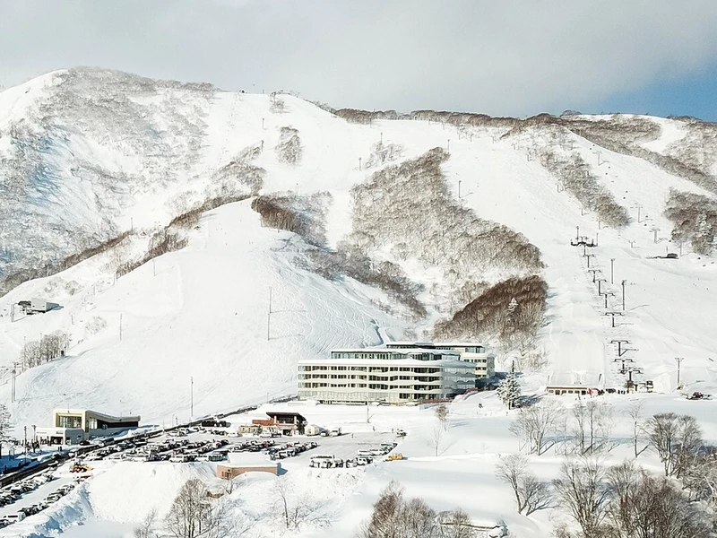 Skye Niseko Exterior