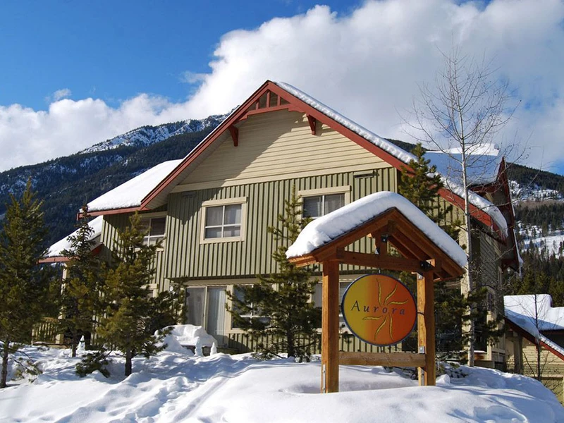 Aurora Townhomes Exterior