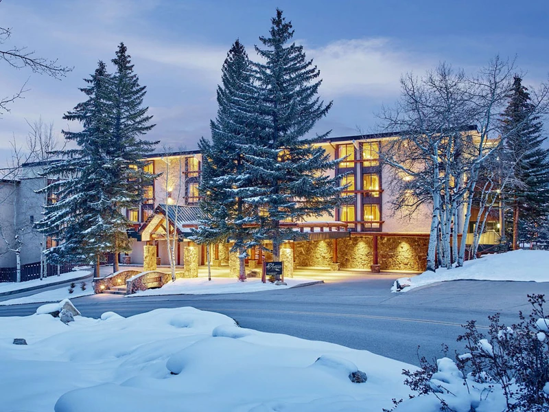 Stonebridge Inn - close-up of exterior in winter