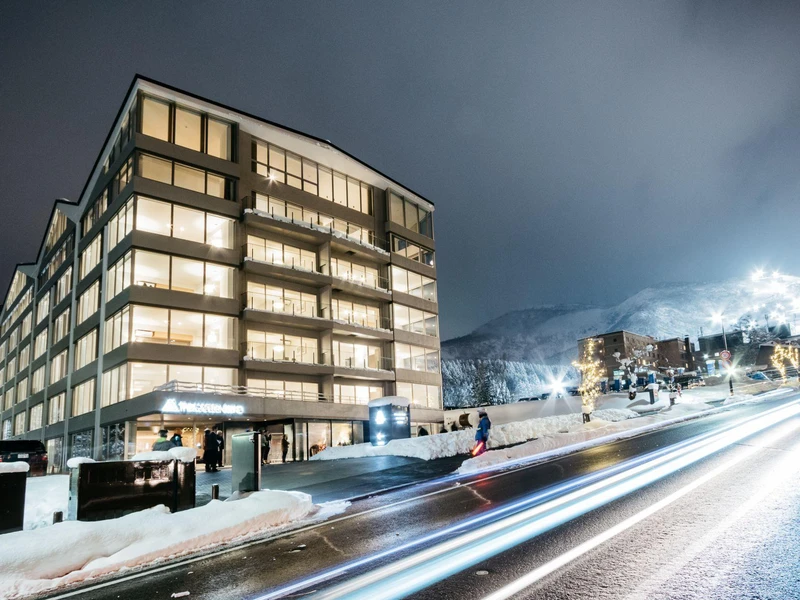The Maples Niseko - Exterior at Night