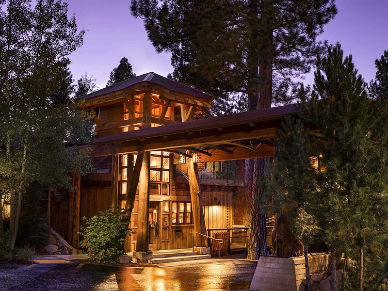 Gravity Haus Truckee-Tahoe - Exterior © Gravity Haus Hotels