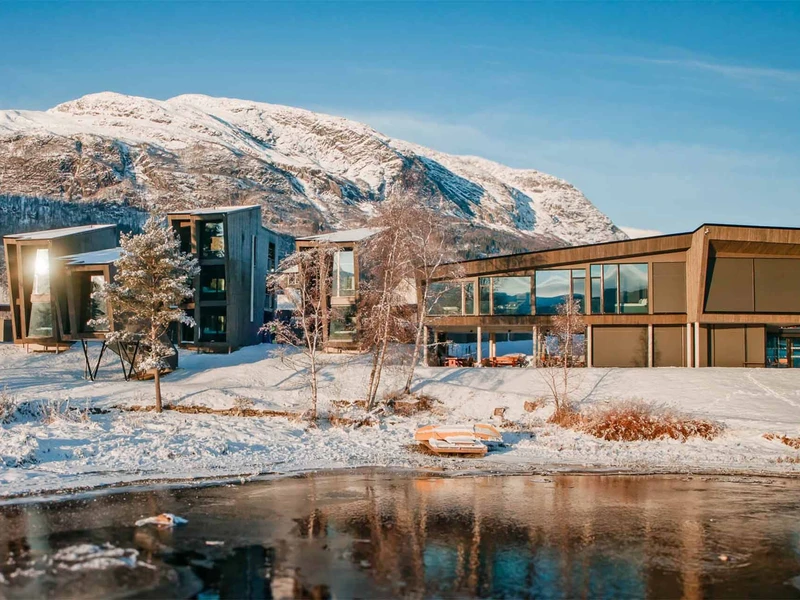Elva Hotel & Restaurant, Voss - Exterior Close Up in Winter © Voss Active
