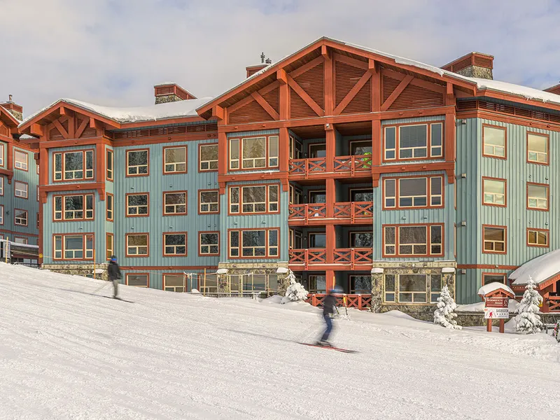 Stonebridge Lodge - Hero - Exterior 2024