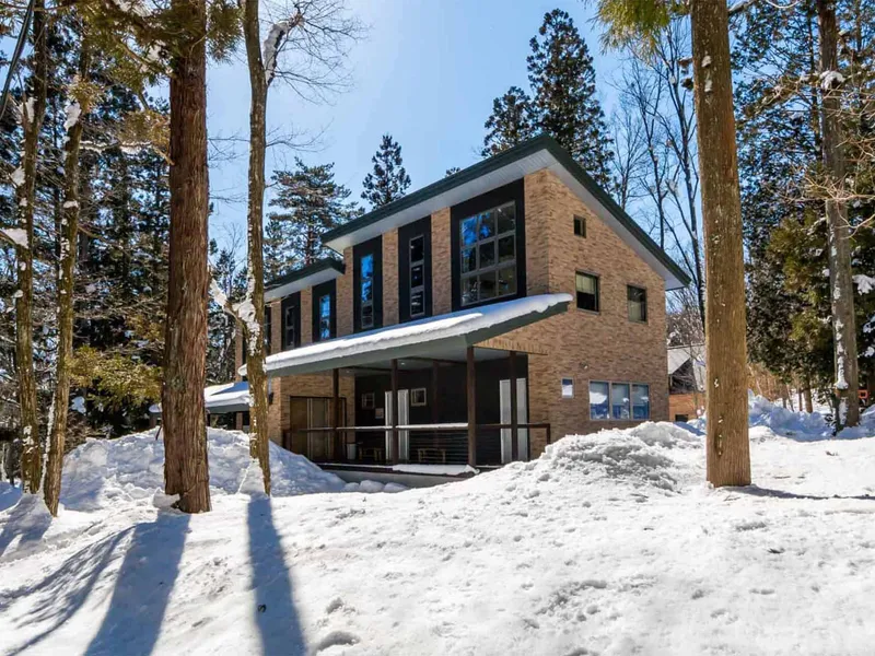 Phoenix Apartments - 3 bed apartment exterior